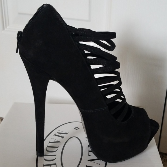 Steve Madden black stilettos shoes - Picture 2 of 3
